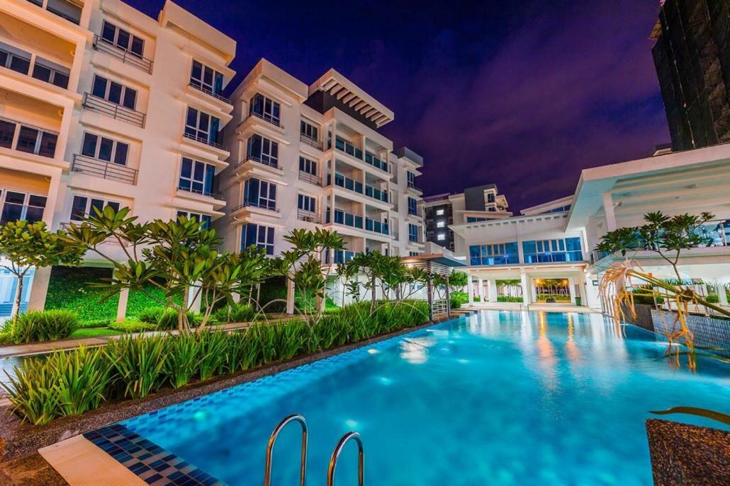 Homestay @ Bandar Seri Putra Kajang Zewnętrze zdjęcie